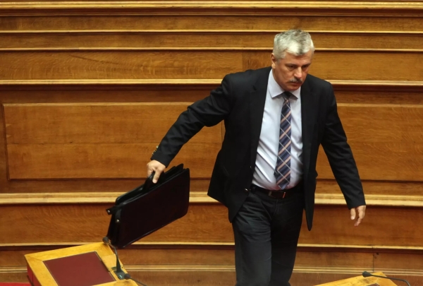 O ΣΥΡΙΖΑ ζητά τη διαγραφή του βουλευτή Μ.Ταμήλου μετά τη δήλωσή του για τα Τέμπη: «Δεν θα πάρουν μαντήλια να κλαίνε όλα τα Τρίκαλα»