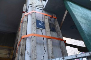 Ρωγμές και ζημιές σε 35 πολυκατοικίες στην Κυψέλη λόγω του Μετρό – Τι ζητούν οι κάτοικοι