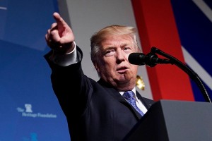 Ν.Τραμπ: «Η Ευρώπη καταστρέφεται από την πράσινη ενέργεια και την παράνομη μετανάστευση»