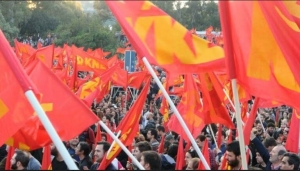 Μήνυμα στελεχών του ΚΚΕ από τη Ναύπακτο: «Στις 25 του Ιούνη φτάνουμε το ΚΚΕ ακόμα πιο ψηλά!»