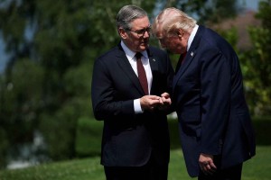 Έριξε «κεραυνό» ο Ν.Τραμπ: «Παραιτείται την Δευτέρα ο Κιρ Στάρμερ – Απέτυχε παταγωδώς!»