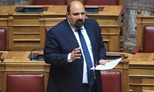 Παραιτείται ο Χ.Τριαντόπουλος από τη θέση του Υφυπουργού Πολιτικής Προστασίας