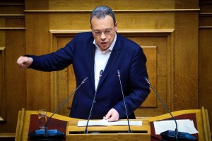 Ο Σ.Φάμελλος ζητά την απόσυρση της υποψηφιότητας Κ.Τασούλα – Αναδίπλωση και από την Ο.Γεροβασίλη