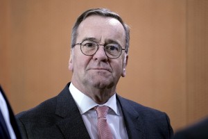 Γερμανός ΥΠΑΜ Μ.Πιστόριους: «Είναι το τελευταίο ειρηνικό καλοκαίρι αυτό που πέρασε – Ετοιμαστείτε για πόλεμο»