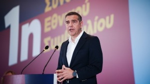 «Τελεσίγραφο» Α.Τσίπρα στις τράπεζες: «Πληρώστε τον αναβαλλόμενο φόρο μέχρι το 2028»