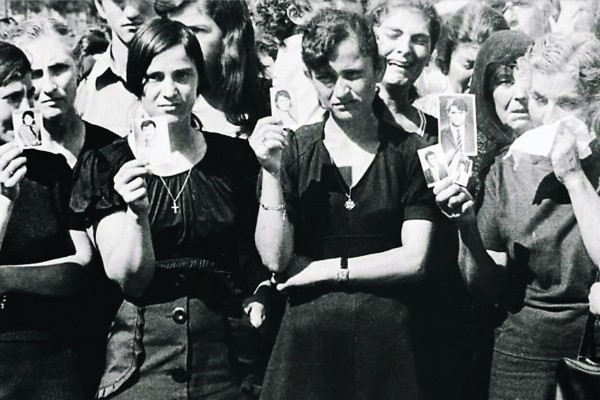 Σαν σήμερα πριν 50 χρόνια η τουρκική εισβολή στην Κύπρο – Έξι μαρτυρίες που συγκλονίζουν