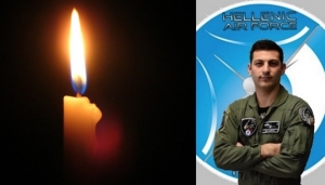 Θρήνος για τον πιλότο που σκοτώθηκε σε τροχαίο – Λίγο πριν είχε αναχαιτίσει τουρκικά μαχητικά