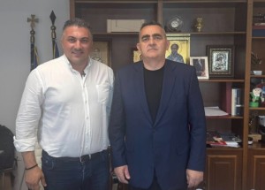 Στο Δημαρχείο της Βόνιτσας ο Ευρωβουλευτής Φρέντυ Μπελέρης - Συναντήθηκε με τον Δήμαρχο Αθ. Κασόλα