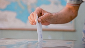 Υπουργείο Εσωτερικών: To 2% των Ελλήνων υποψήφιοι στις αυτοδιοικητικές εκλογές