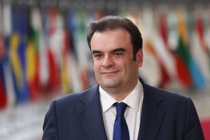 Ο Κυριάκος Πιερρακάκης στον MAX FM: «Θα υπάρξει δημοσιονομικός χώρος και νέα μέτρα στήριξης»