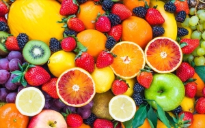 Ποια φρούτα είναι τα καλύτερα για μείωση του κοιλιακού λίπους – Τα πέντε που ξεχωρίζουν