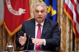 Β.Όρμπαν: «Οι Ευρωπαίοι ηγέτες έχουν αποφασίσει ότι η Ευρώπη θα μπει στον πόλεμο»