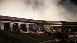 Τέμπη: Στον εφέτη ανακριτή το πόρισμα για την πυρασφάλεια της μοιραίας αμαξοστοιχίας