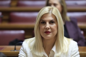 Ανεξαρτητοποιήθηκε από την ΚΟ του ΣΥΡΙΖΑ η Ράνια Θρασκιά με επιστολή της