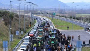 Ο Μητσοτάκης θα συναντηθεί και με τις δυο αντιπροσωπείες αγροτών την Τρίτη