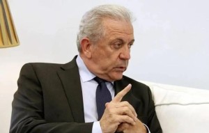Υπόθεση Δ.Αβραμόπουλου: 2-3 μήνες είχε το ένταλμα σύλληψης στο συρτάρι ο Μ.Χρυσοχοΐδης και όχι 2-3 μέρες!