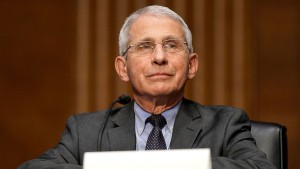 Α.Φάουτσι: Εγκληματούσε συνειδητά σε βάρος εγκύων &amp; εμβρύων με τα εμβόλια κατά Covid-19! – «Mπορεί να αποβάλουν»