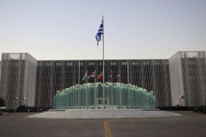 Το «λίφτινγκ» στο κτίριο του υπουργείου Εθνικής Άμυνας: «Απ’έξω κούκλα» αλλά το από μέσα έχει σημασία…