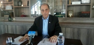 Κ. Βελόπουλος από Αγρίνιο: «Αν ήμουν υπουργός Υγείας θα ντρεπόμουν από αυτά που συμβαίνουν στο Νοσοκομείο Αγρινίου»