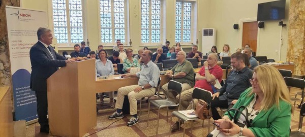 «Νίκη» από Αγρίνιο: «Όχι» στον προσωπικό αριθμό και στην ηλεκτρονική ταυτότητα