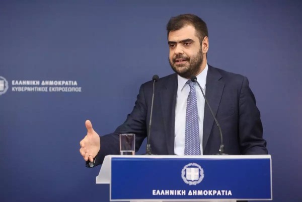 Παύλος Μαρινάκης: Τα μεγάλα λόγια του Στέφανου Κασσελάκη για το κράτος δικαίου βούλιαξαν στον βυθό μιας παράνομης πισίνας