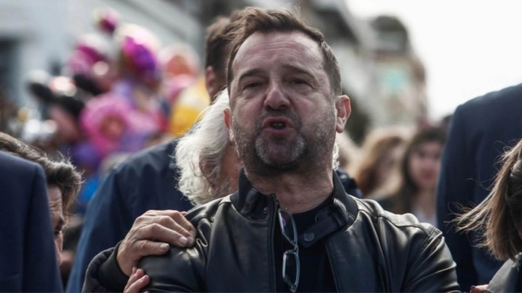 Νίκος Πλακιάς: «Έρχεται το οξυγόνο» – Ειρωνική ανάρτηση μετά τις δηλώσεις Καρυστιανού για νέο κόμμα