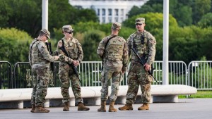 Ν.Τραμπ: «Ο στασιασμός τιμωρείται με θάνατο» – Απάντηση στην πρόσκληση ανυπακοής από Δημοκρατικούς