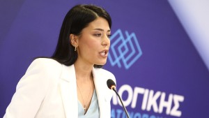 Α.Λατινοπούλου: «Προτιμώ να αποσυρθώ από την πολιτική από το να συνεργαστώ με τον Κ.Μητσοτάκη»