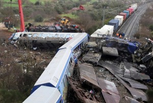 Έγκλημα Τεμπών: Πρώτη δικαστική απόφαση για αποζημίωση σε οικογένεια θύματος- Επιδικάστηκαν 800.000 ευρώ