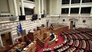 Συνεπιμέλεια: Πέρασε με 156 «ναι» -Καταψήφισαν Γιαννάκου-Ολγα Κεφαλογιάννη
