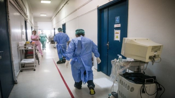 Αποκάλυψη: Για νοσηλεία 3 ημερών χρεώθηκαν 150 βελόνες και 250 σύριγγες