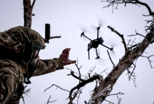 ΥΠΕΘΑ: «Μαχητικά &amp; αναγνωριστικά drones &amp; FPV σε κάθε Τάγμα με την ΝΔΔ» – «Αλλαγή συνόρων στη Συρία ίσον παραβίαση της Λωζάνης»