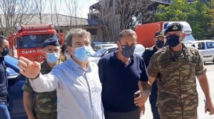 Παναγιωτόπουλος και Χρυσοχοΐδης στον φράχτη στον Έβρο: «Τα σύνορα της Ελλάδας θα παραμείνουν ασφαλή και απαραβίαστα»