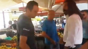 Ο Κ. Μπαρμπαρούσης και υποψήφιοι της Χρυσής Αυγής στις λαϊκές Αγρινίου και Αιτωλικού