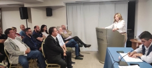ΠΑΣΟΚ: Συνεδρίασε η επιτροπή εκλογικού αγώνα στην Αιτωλοακαρνανία – Περιμένει τους ψηφοφόρους στο… σπίτι τους (εικόνες+video)