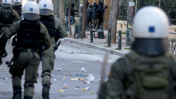 Σταματήστε επιτέλους την βία και τον εκβιασμό!