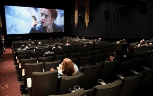 Έρευνα της Mastercard: Η επιρροή του κινηματογράφου στις συνήθειες των Ελλήνων