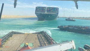 Διώρυγα του Σουέζ: Απελευθερώθηκε το «Ever Given», αποκαθίσταται η κυκλοφορία των πλοίων