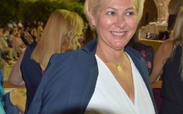 Μαρία Καλπουζάνη: «Πρωτόγνωρες καταστάσεις υποβάθμισης της πολιτικής ζωής και του Κοινοβουλίου»