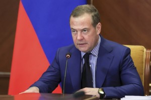 Προειδοποίηση από τον Ν.Μεντβέντεφ: «Αν το Κίεβο επιτεθεί στη Μόσχα στις 9 Μαΐου δεν θα ζήσει να δει την 10η»