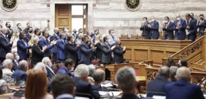Βουλή: Υπερψηφίστηκε η αμυντική συμφωνία Ελλάδας – Γαλλίας
