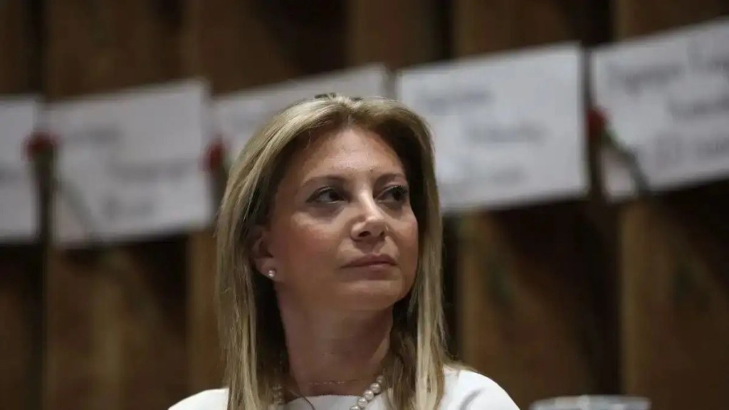 Καρυστιανού: Σάλος μετά τις δηλώσεις για τις αμβλώσεις – «Δε θα γυρίσουμε 100 χρόνια πίσω»