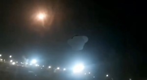 Bίντεο: Η αμερικανική βάση Αλ-Άζρακ στην Ιορδανία δέχεται τέσσερα απανωτά ιρανικά πλήγματα!