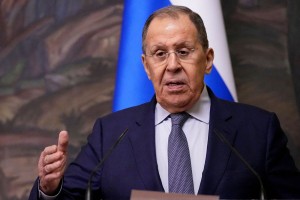 Σ.Λαβρόφ: «Η Δύση να καταλάβει ότι η Ρωσία έχει το πάνω χέρι στον πόλεμο»