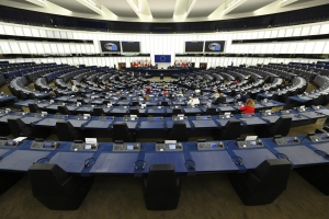 Ευρωκοινοβούλιο: Διεθνής έρευνα αποκαλύπτει την εμπλοκή 163 βουλευτών σε 253 υποθέσεις διαφθοράς
