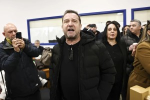 Ξέσπασε ο Ν.Πλακιάς: «Ντροπή σας Γ.Φλωρίδη και Κ.Μητσοτάκη για την ασέβεια απέναντι στην οικογένειά μας»