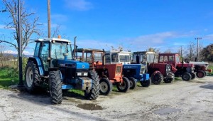 Οι αγρότες ξεκινούν τα μπλόκα σε Λάρισα, Καρδίτσα και Τρίκαλα