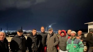 Στο μπλόκο της Πάτρας ο Γιώργος Παπανδρέου: «Οι αγρότες δεν θέλουν άλλες υποσχέσεις αλλά δικαιοσύνη»