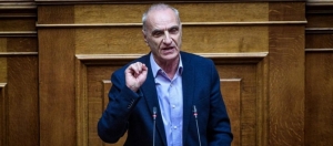 Ο Γ.Βαρεμένος μας ενημερώνει για την «υπεύθυνη στάση» του ΣΥΡΙΖΑ: «Μη με διακόπτετε... έφαγε γκολ ο Παναιτωλικός»