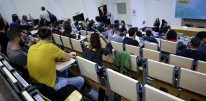 Κωνσταντόπουλος: “Να σταματήσει ο εμπαιγμός των φοιτητών και να επανιδρυθεί άμεσα το ΔΠΠΝΤ”